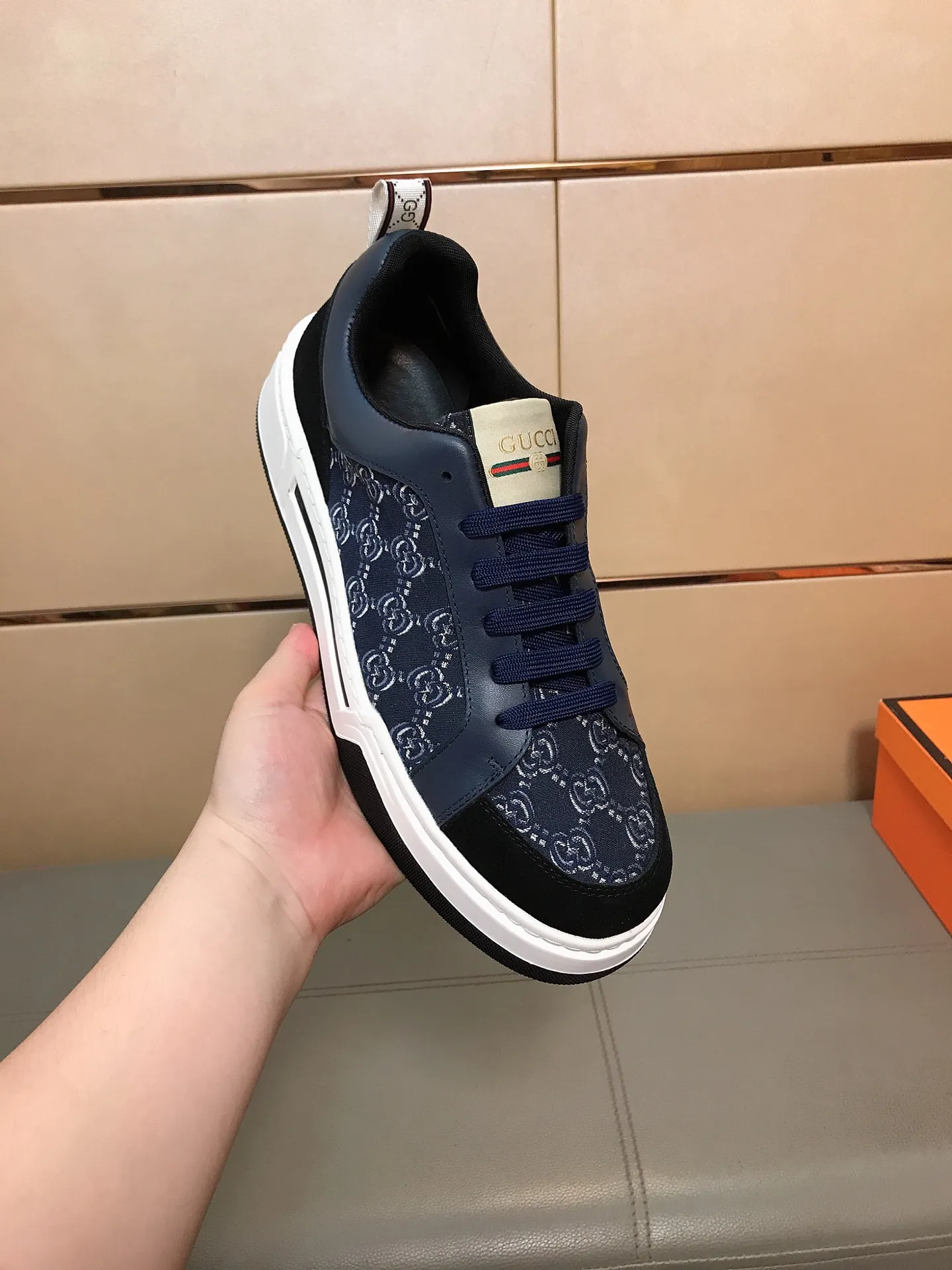 Ex-factory price 400 ⌚️⌚️[GUCCI] Gucci men’s casual shoes are absolutely popular 🔥The ultimate matching item for trendy men! Irresistible charm of super texture, the main recommendation, the upper is made of high-quality cowhide + printed fabric, sheep lining feet, wear-resistant rubber sole, noble and elegant! Extremely comfortable🎁🎁You can be as handsome as you want💪 Size 38-44!